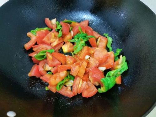 包含西葫芦配上西红柿辣椒怎么炒的词条
